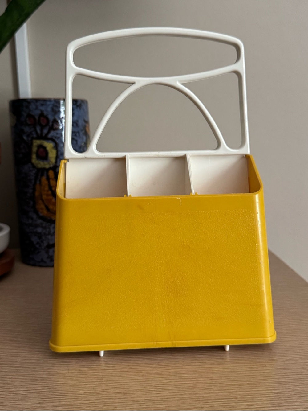70s Vintage Yellow & White Plastic Utensil/Accessory Caddy - Picture 2 of 9